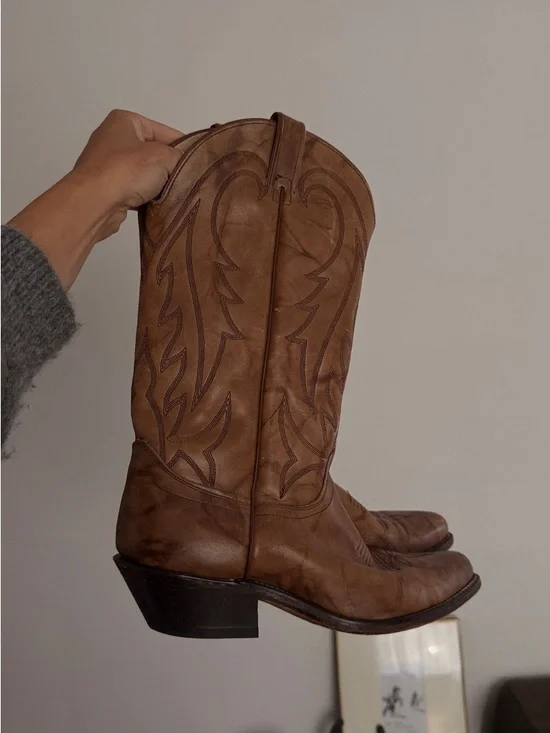 true vintage tan leather cowboy boots - Picture 1 of 4